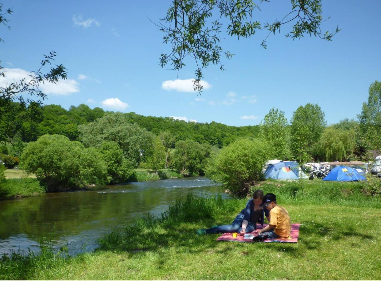 Campsite Leaf